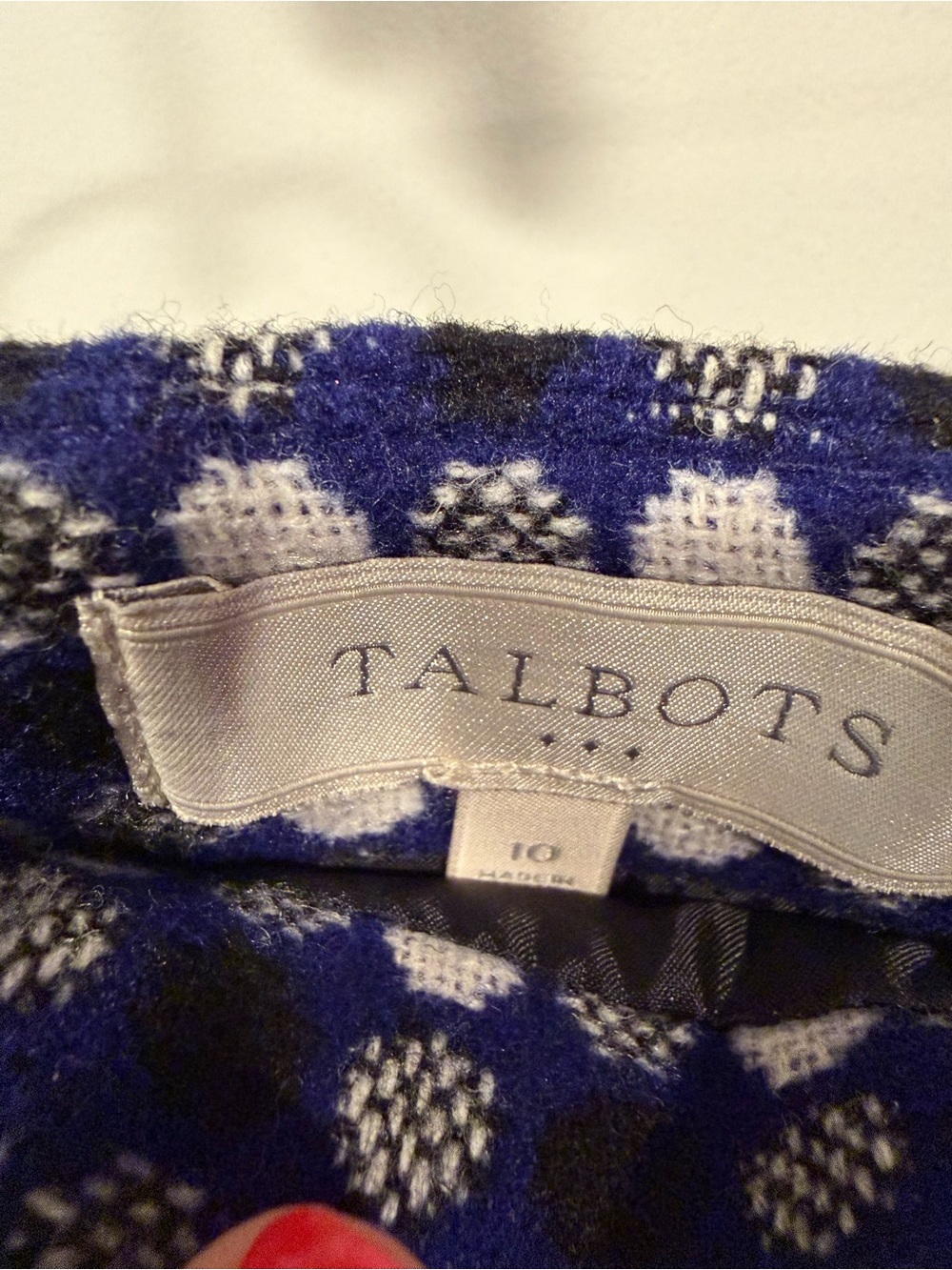 Blue and White Patterned Skirt - Picture 4 of 4